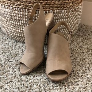 Naturalizer heels